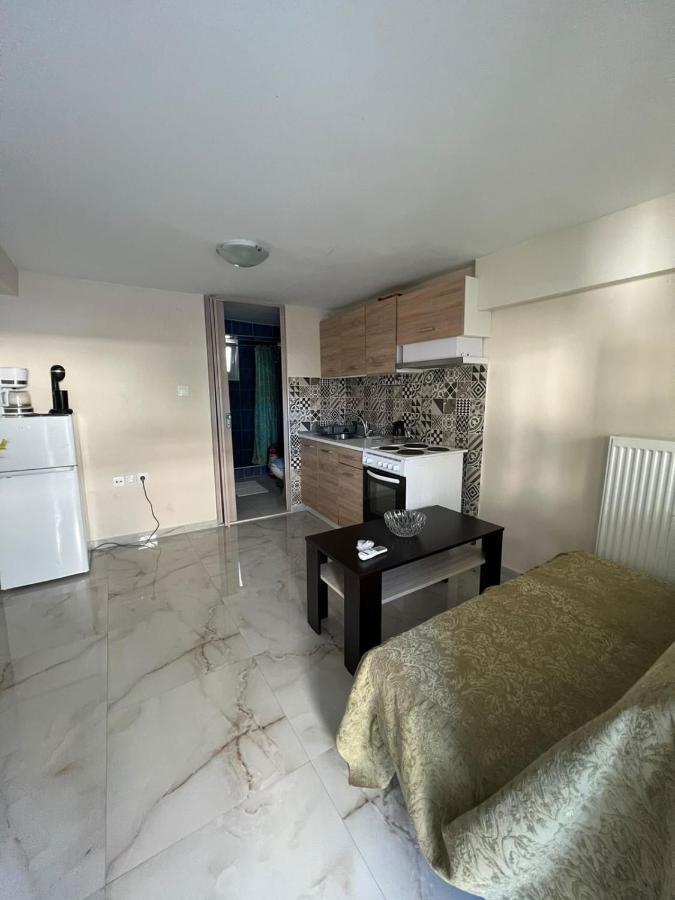 Jenny'S Apartments אגיה טריאדה מראה חיצוני תמונה